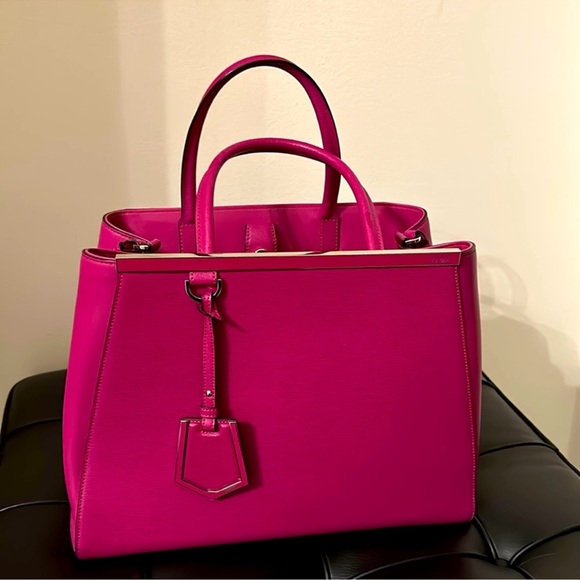 Fendi bag pink color, excellent mint condition - Picture 3 of 13